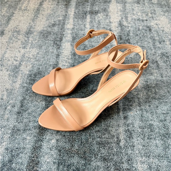 Veronica Beard Darcelle Leather Sandal in Bisque NEW - Picture 3 of 9